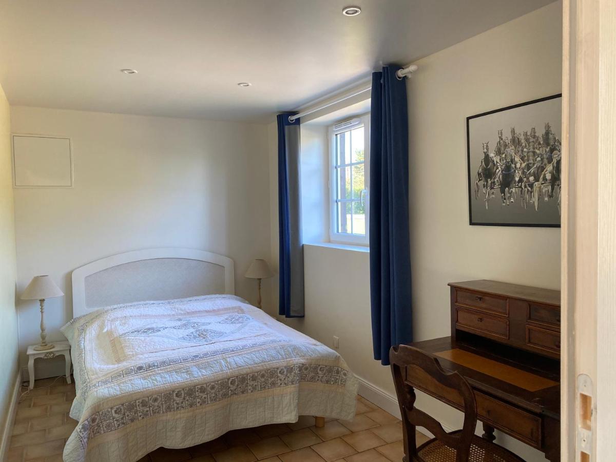 Apartamento La Longere Du Haras Manerbe Exterior foto